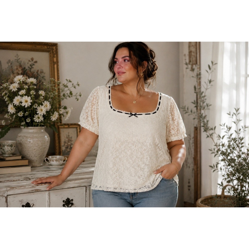 Torrid Wm's Ivory Floral Lace Blouse 2X Square Neck Black Bow Romantic top
